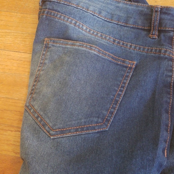 Jeans - Picture 2 of 2